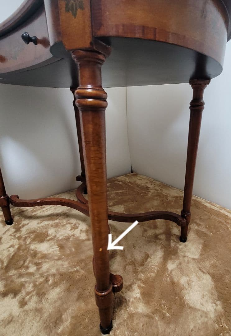 【お盆休み特別セール！！】クラシック　ドレッサーセオドア アレクサンダー