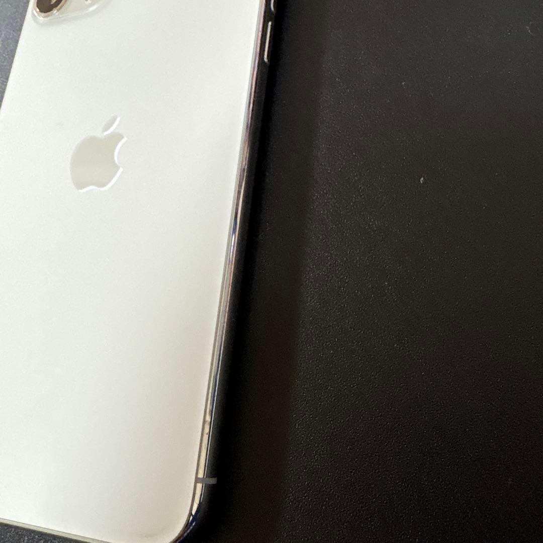 iPhone11pro max シルバー