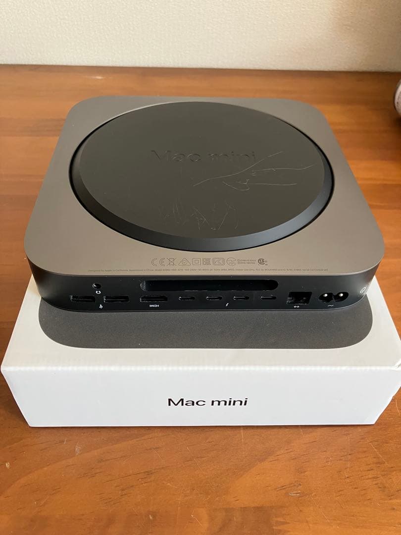 Apple Mac mini 2018 8G 256G i3グレー 元箱付き