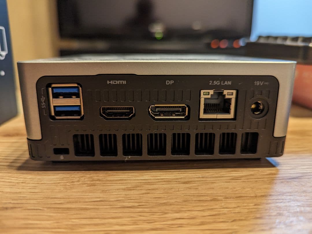 ☆Minisforum UM350 AMD Ryzen 5 3550H☆