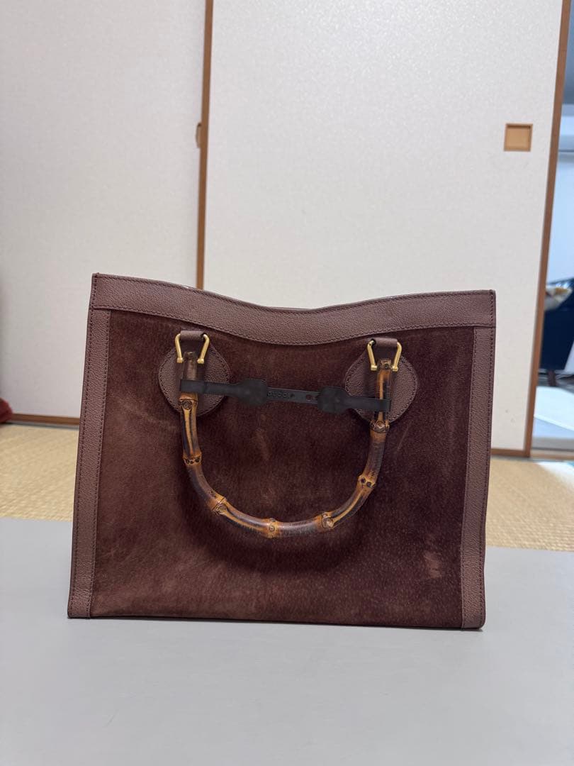 GUCCI バンブーハンドル トートバッグ(スエード、ブラウン)