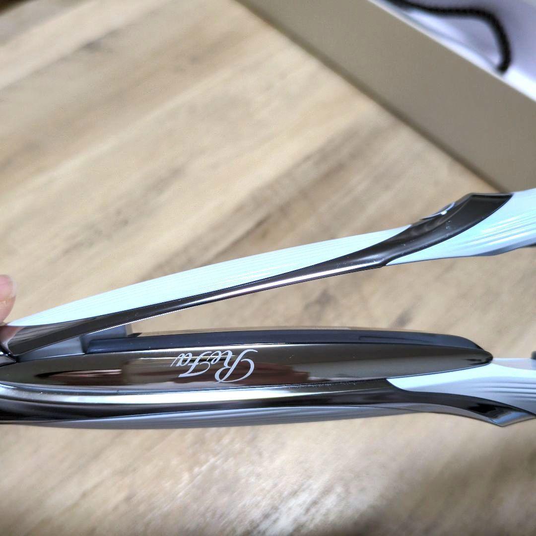 ReFa 　リファストレートアイロン　ホワイト　RE-AT-02A