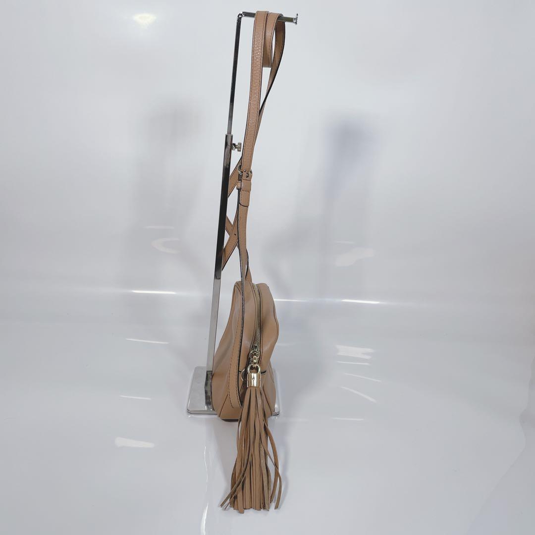 GUCCI ソーホー　ショルダーバッグ ベージュ フリンジ　グッチ