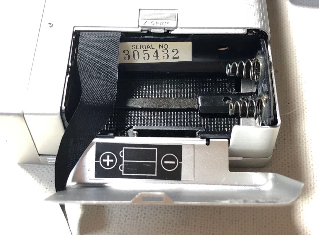 70's革新ポロネーズTCM-100コレクション可動版SONYカセットプレスマン