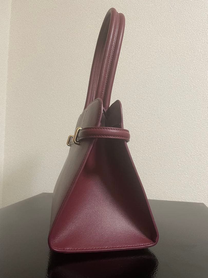 FURLA バーガンディ ハンドバッグ