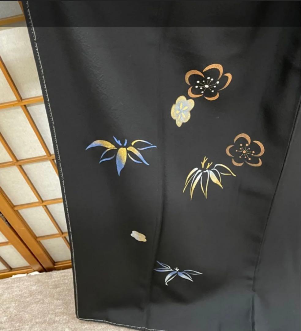 世界に一枚‼︎ 付下げ訪問着‼︎ 黒地・梅と笹（手描き）