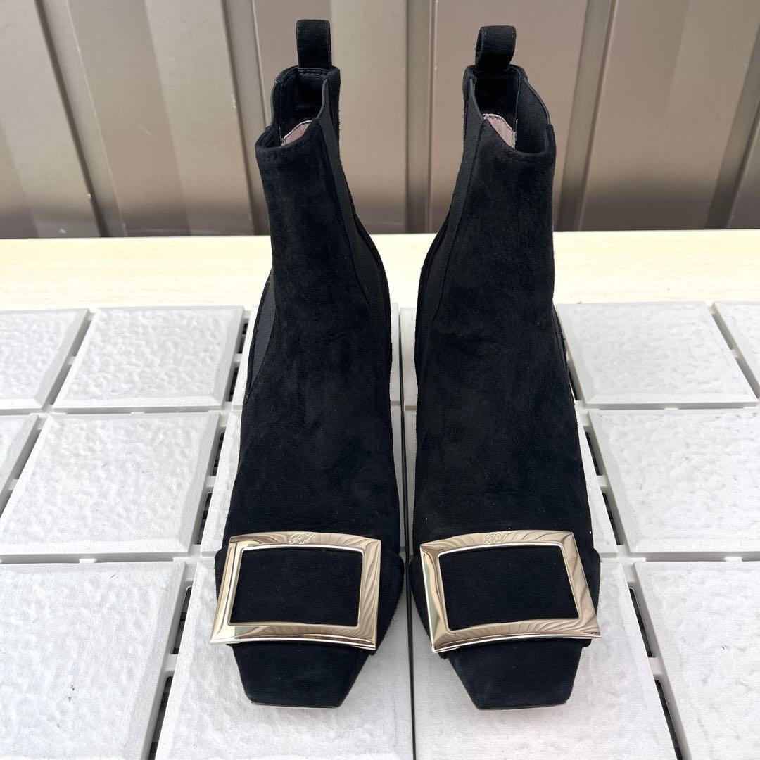 36 Roger Vivier サイドゴア　ショートブーツ　黒　23