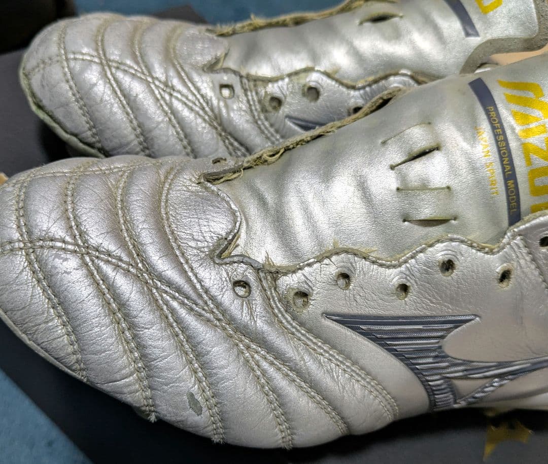 Mizuno Morelia NEO IV Japan 限定色　22.5センチ