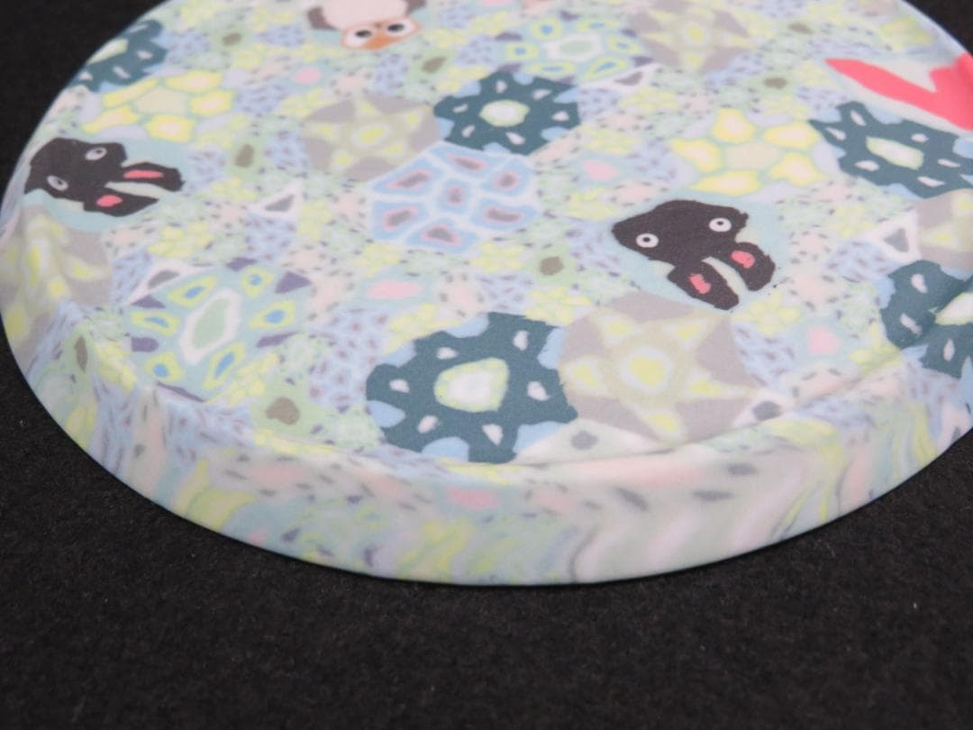 小林佐和子　練込小皿　うさぎと梟　現代アート　アンティーク