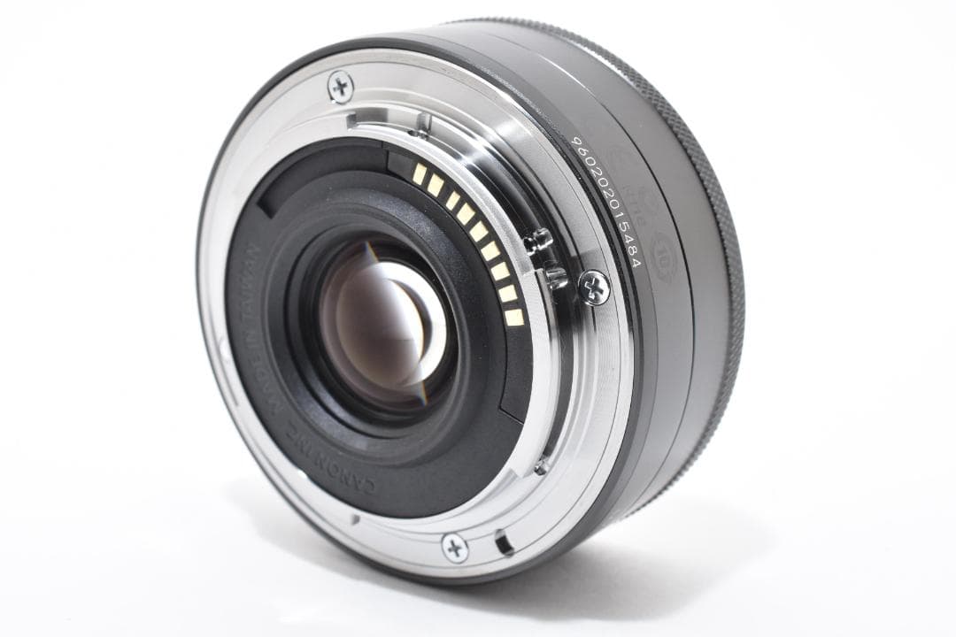 超美品 キヤノン EF-M 22mm f2 ブラック フィルター付き Canon