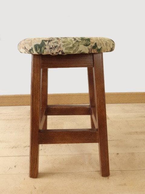 北海道手作り家具　ナラ材　スツール（花柄）　勇峰工芸（新）