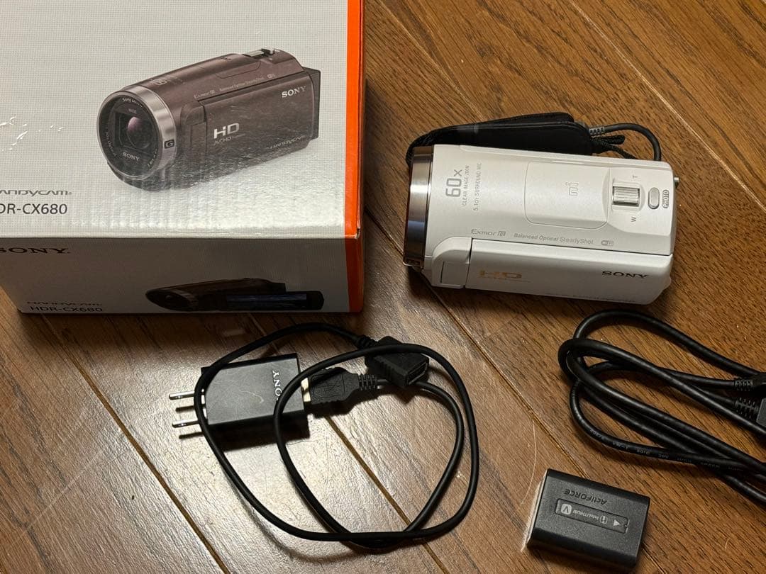 【極美品】SONY デジタルビデオカメラHDRCX680(W)