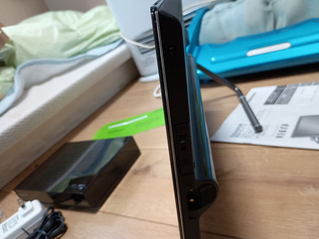 Panasonic UN-15T5-K 15インチテレビ