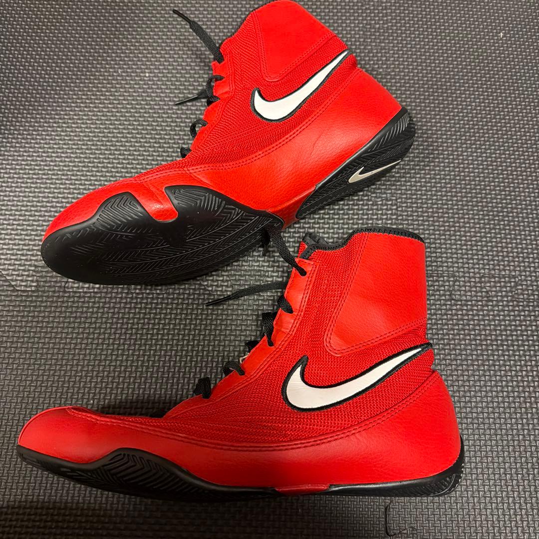 Nike ボクシングシューズ レッド ハイカット　25.5サイズ
