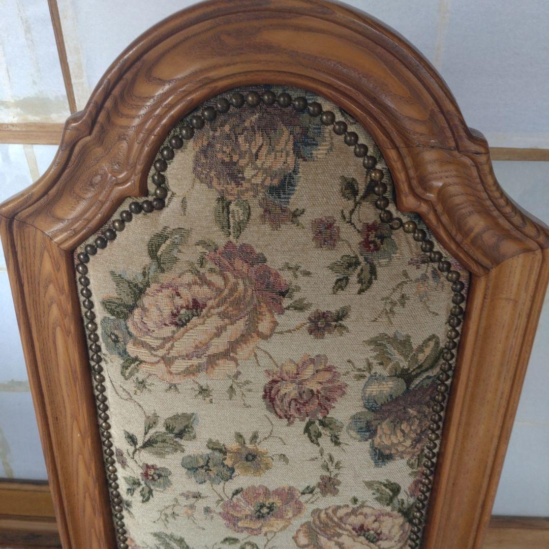 【英国アンティーク調】ダイニングチェア ゴブラン織 花柄 鋲打ち 木製　3/4