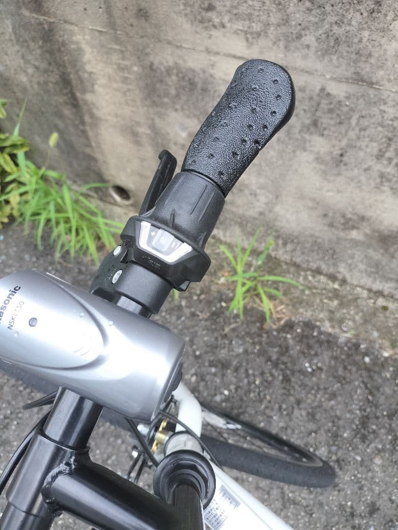 【手渡しのみ】700C クロスバイク 外装6段　ホワイト　美品