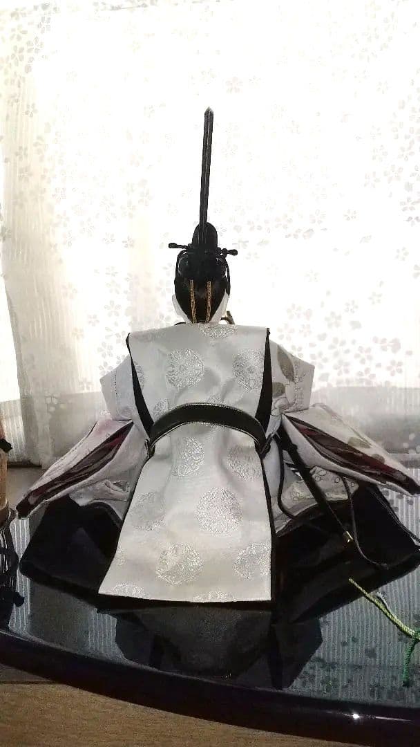 ナナちゃん大人でも飾りたくなるモダン親王飾りお雛様