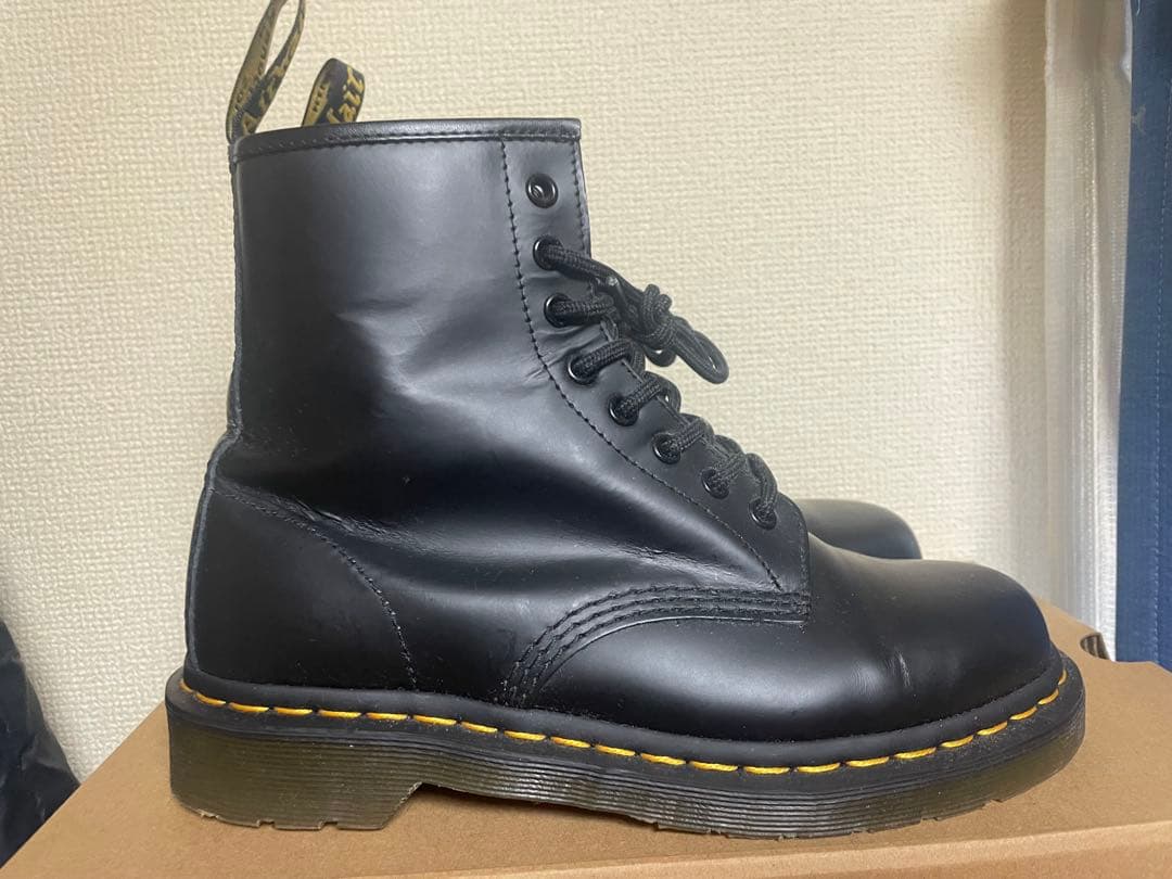 37g様専売　ドクターマーチン　8ホールブーツ