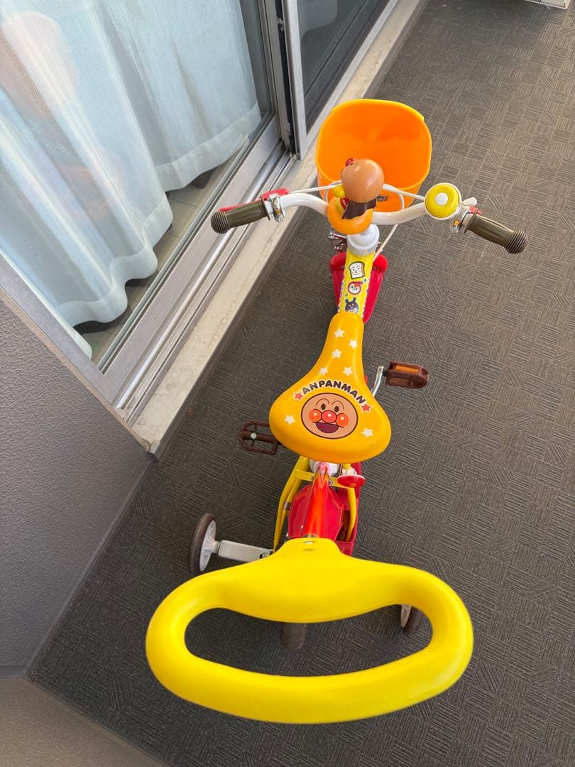 アンパンマン　幼児用自転車　12インチ