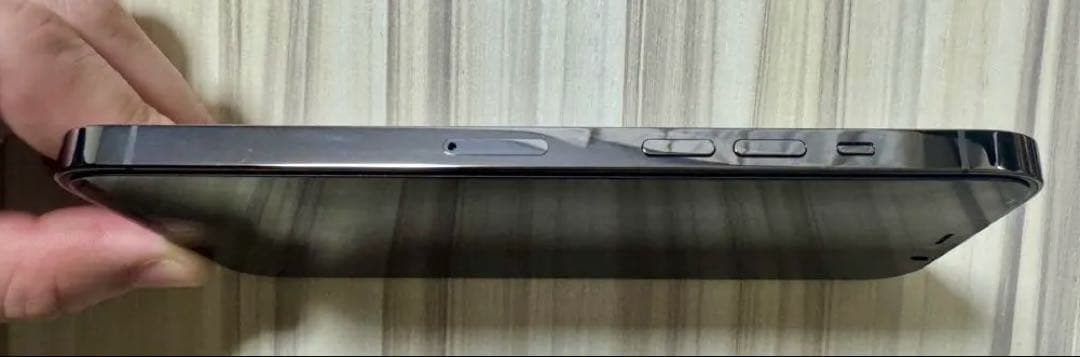 美品iPhone 12 Pro Max 本体 ケース付きSIMフリー　128GB