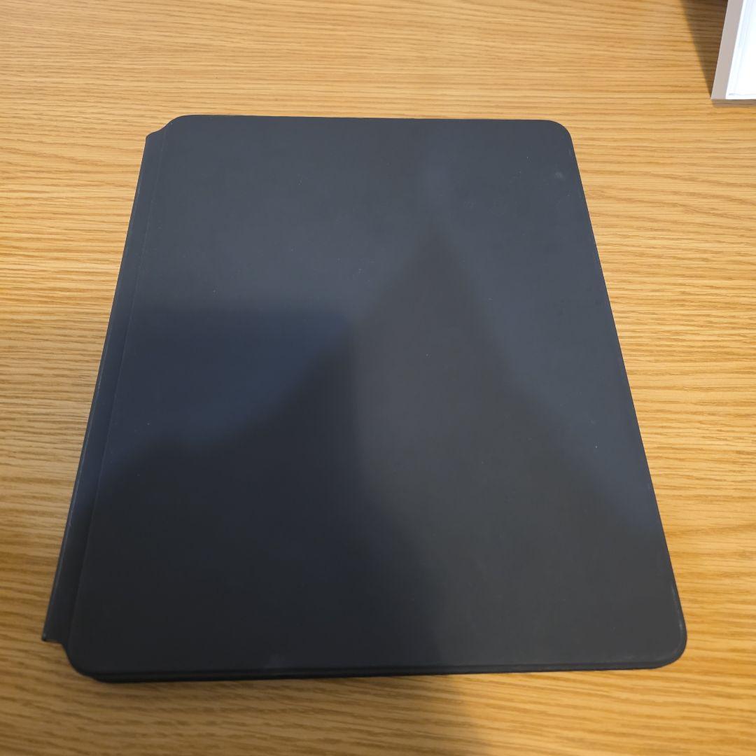 目*黒様 Apple MagicKeyboard 12.9インチ用　 第5世代