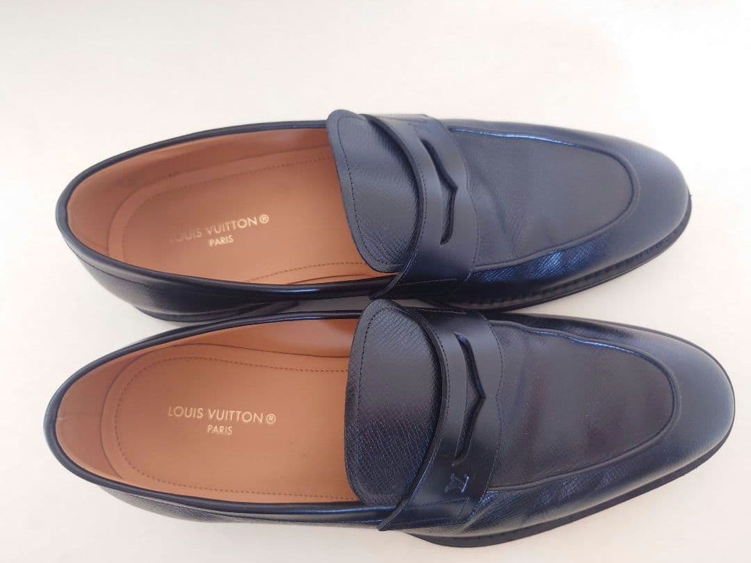 【未使用】ルイヴィトン LVロゴ入りローファー　ルイライン　メジャーライン