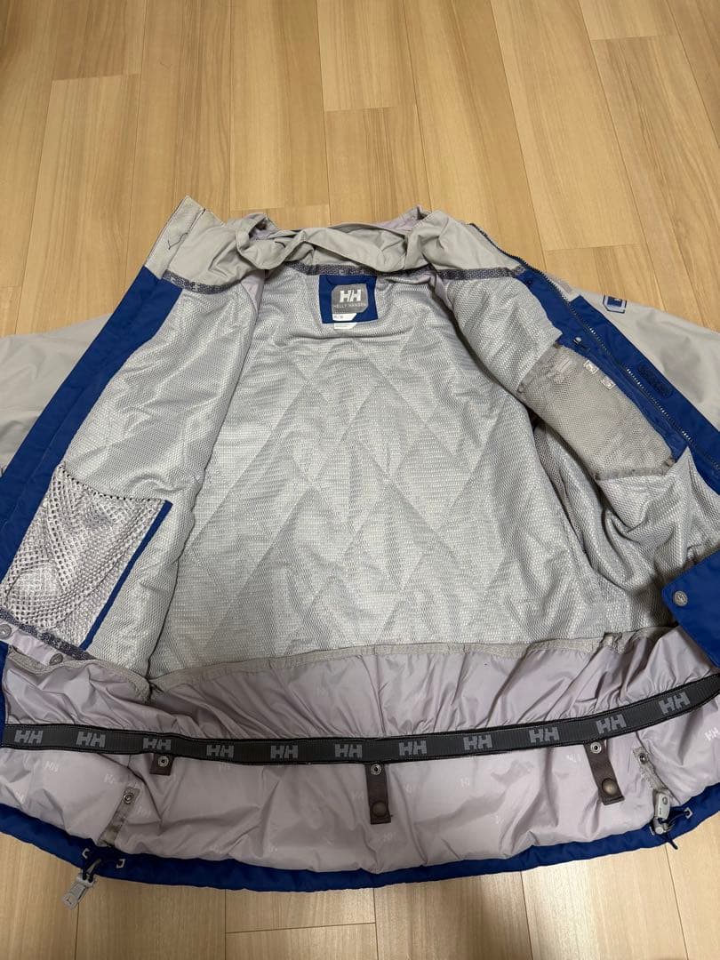 HELLY HANSEN マウンテンパーカー