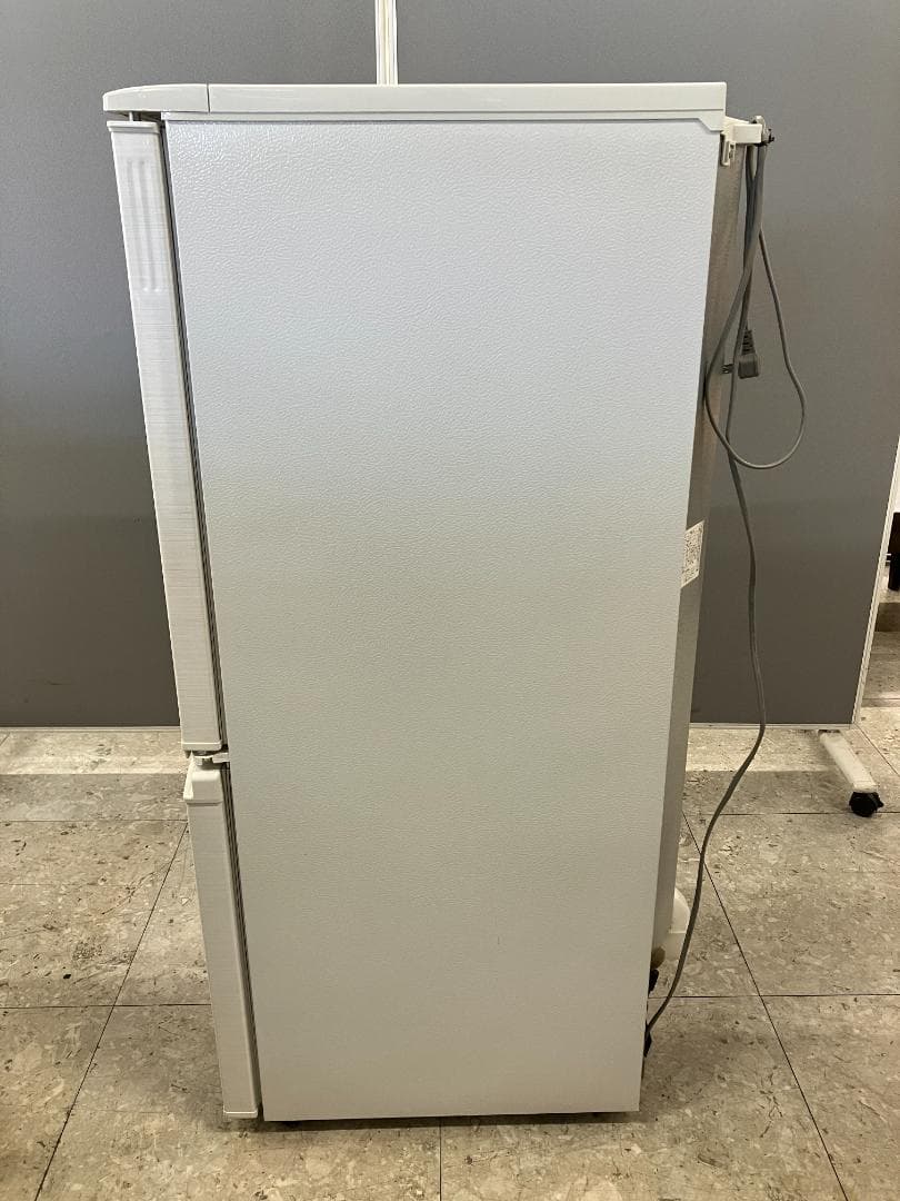 SHARP 冷凍冷蔵庫 SJ-D14EW 137L 2019年製