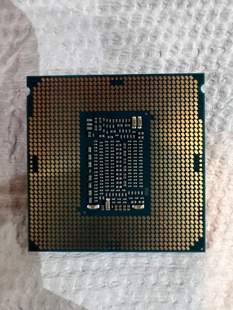 インテル® Core™ i7-8700 プロセッサー 6個