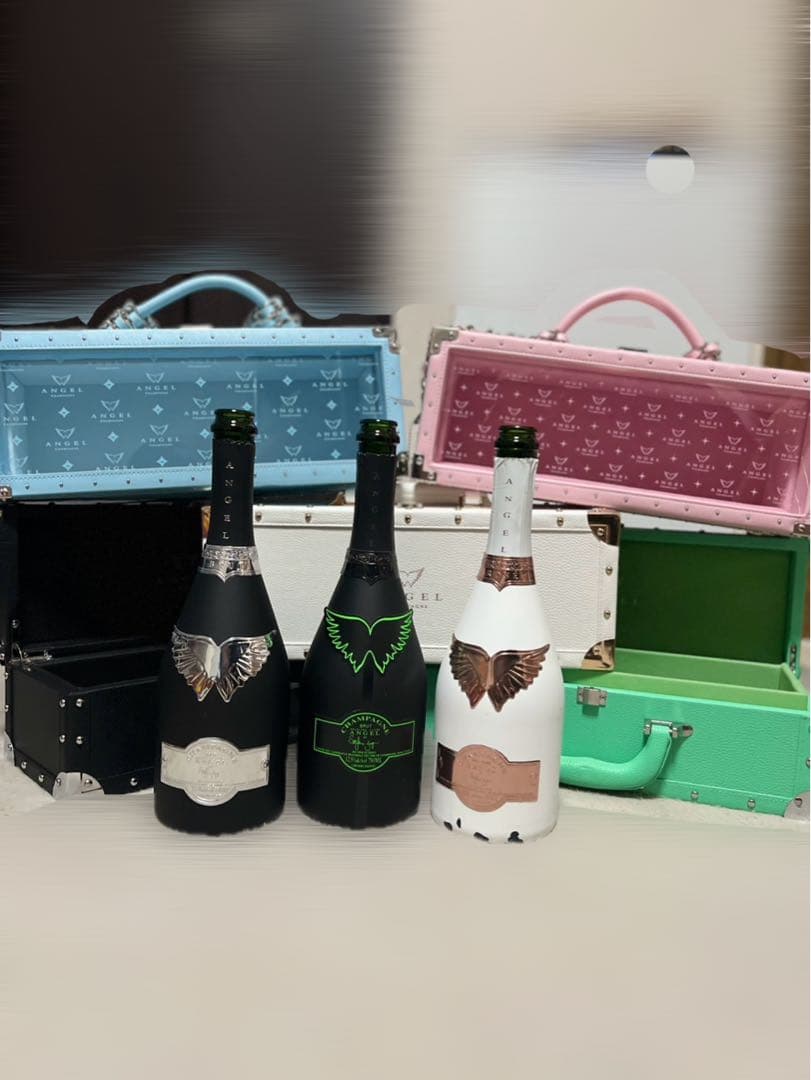 エンジェルシャンパン空箱