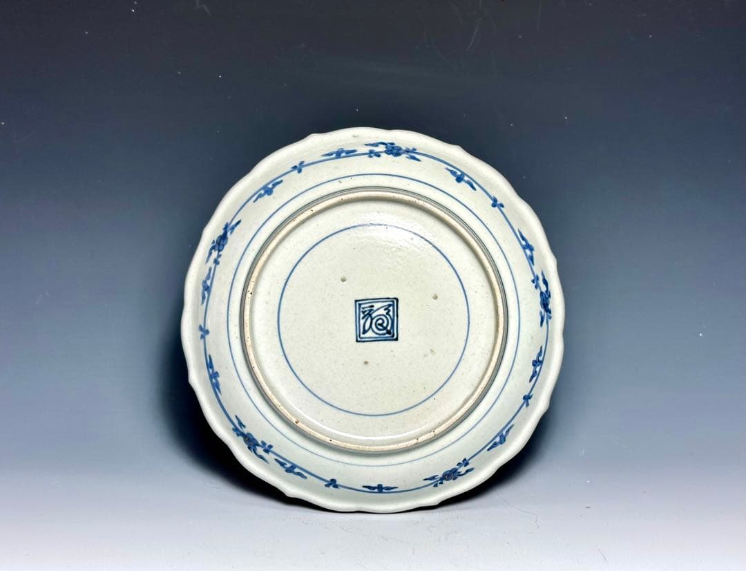 「柿右衛門」花鳥文輪花皿