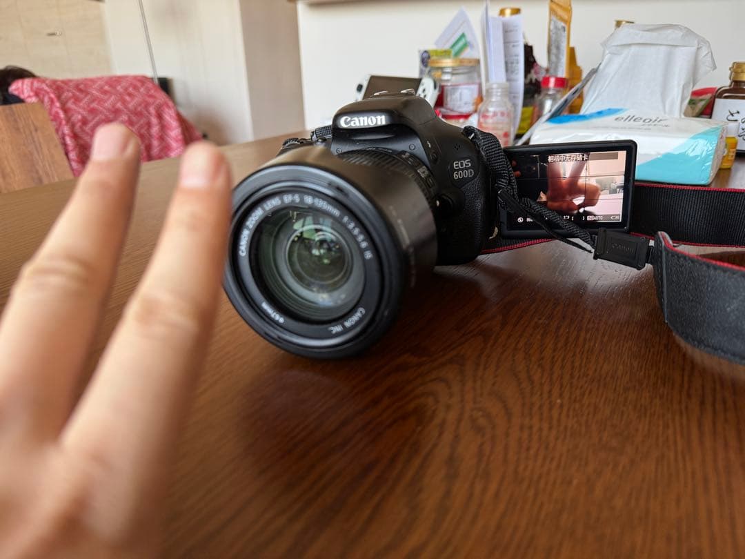 Canon EOS 600D デジタル一眼レフ