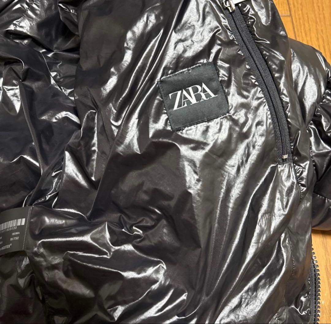 ZARA フード付きダウンジャケック　ブラック