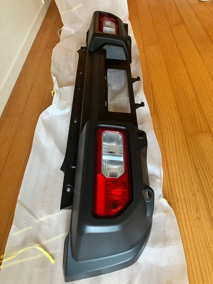 （新車外し）ジムニー/ジムニーシエラ純正パーツ/フロントリアパーツ2点セット