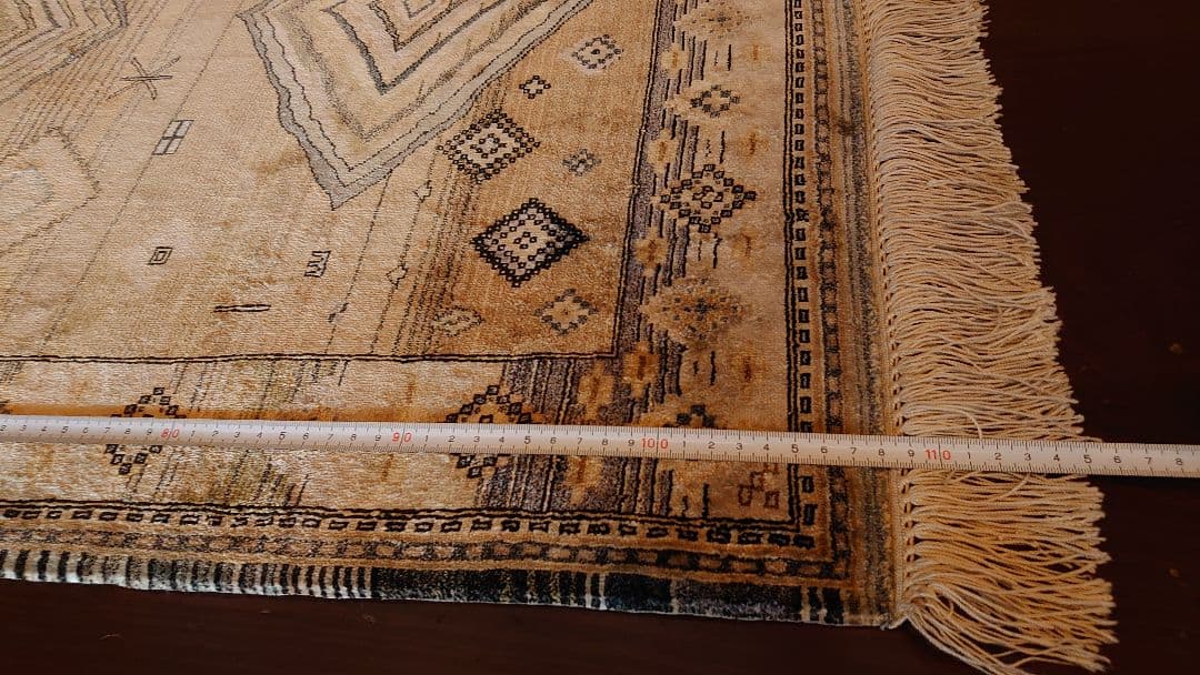 ペルシャ絨毯　緞通　ラグ　敷物　旧家　蔵出し　1枚