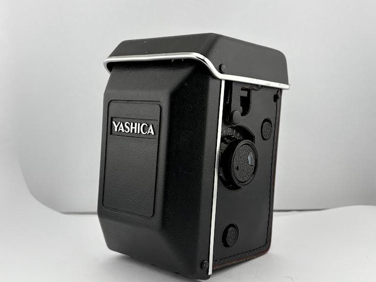★外観極上、シャッター不良★ ヤシカ ASHICA Mat-124G 二眼中判