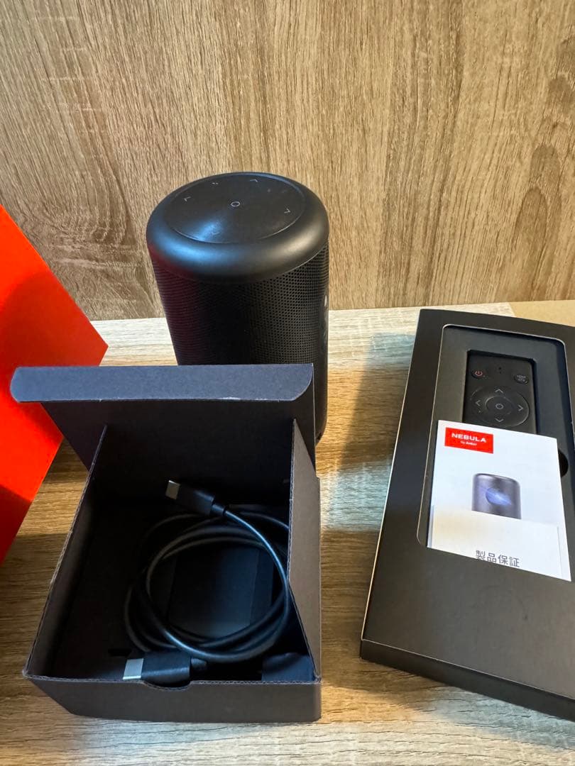 NEBULA Capsule II プロジェクター本体　※へこみあり