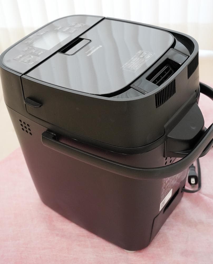 【美品】Panasonic ホームベーカリー ブラック SD-MDX102