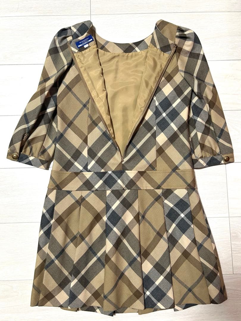 美品BURBERRYノバチェック ウール ワンピース 七分袖 36 色違い2点