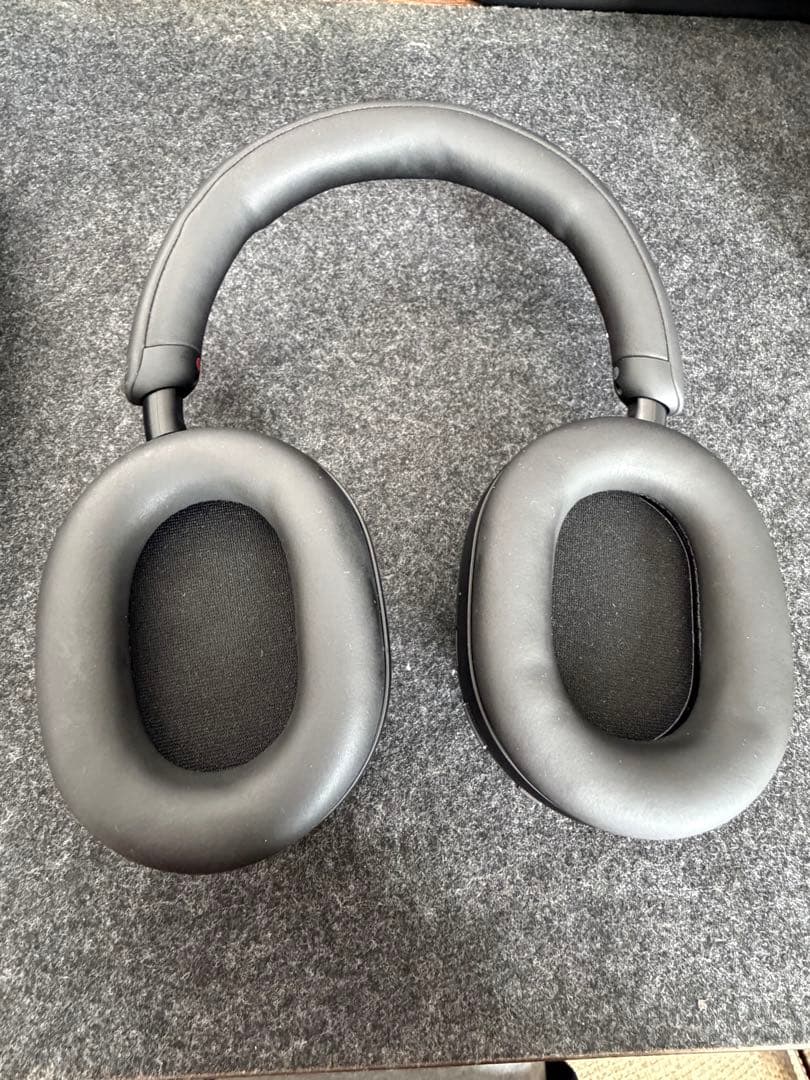 SONY ワイヤレスノイズキャンセリングステレオヘッドホンWH-1000XM5