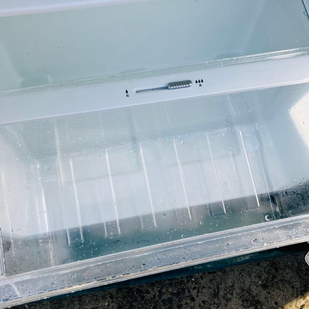 11r77. Hisense 227L 冷凍冷蔵庫 HR-B2301 2018年