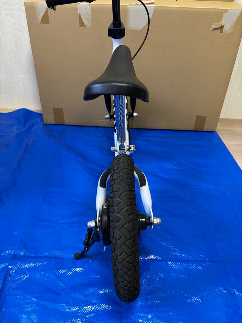 スパーキー 別売ロングサドル付　バランスバイク ブレーキ付　スタンド付