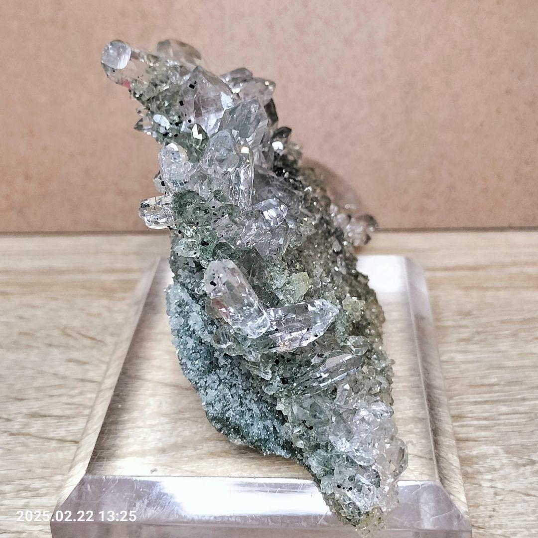 ちー ヒマラヤマニハール産水晶クラスター① ③