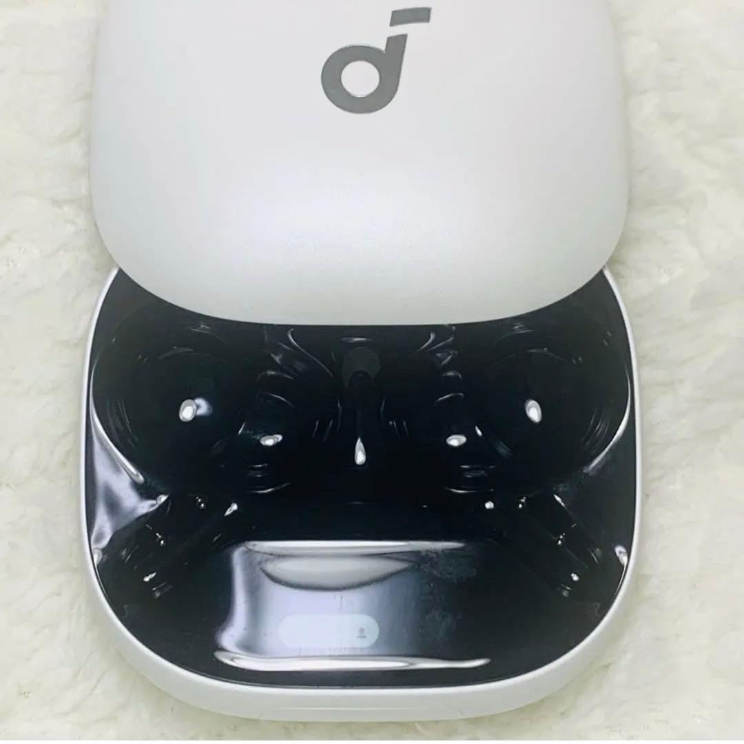 美品 soundcore Liberty4Pro パールホワイト 充電ケース