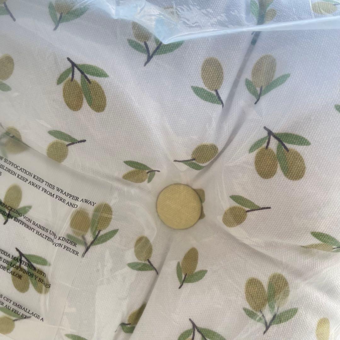 【4枚】ローラアシュレイシートパッド　オリーブ＆レモン　新品タグ付き