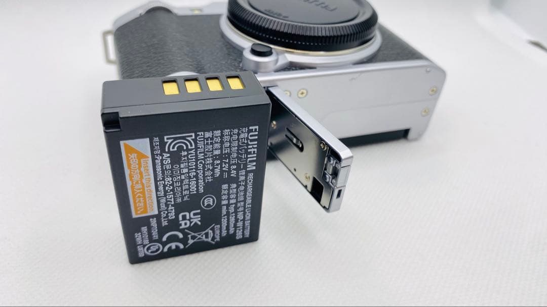 Fujifilm X-M5 ミラーレスカメラ シルバー※グリップおまけつけました