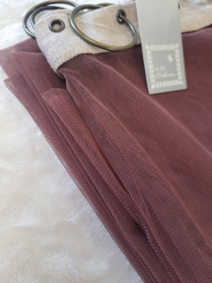 オンフィルダンディエンヌ チュールカーテン バーガンディ