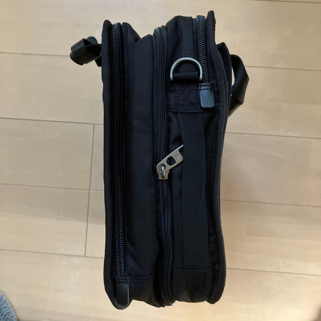 【新品未使用品】限定値下げ　バーマスBERMAS 黒ビジネスバックブリーフケース