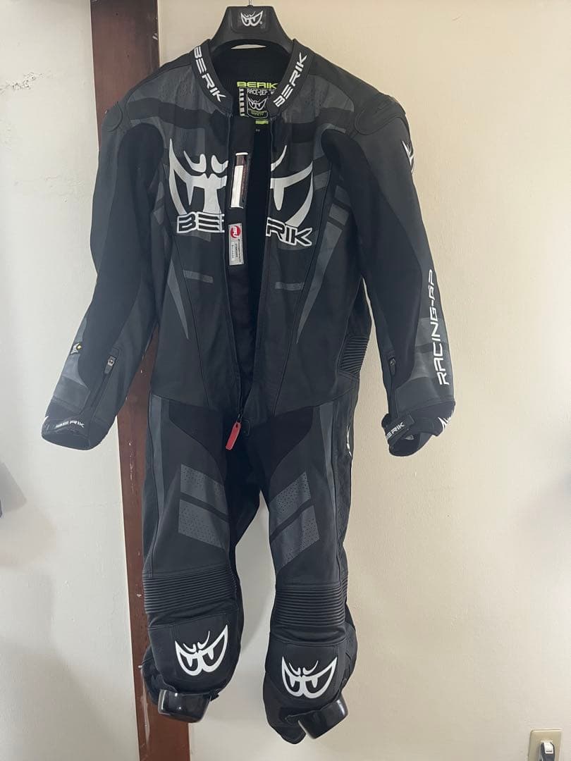 ベリック2.0（Lサイズ）ツナギ（膝パット付）