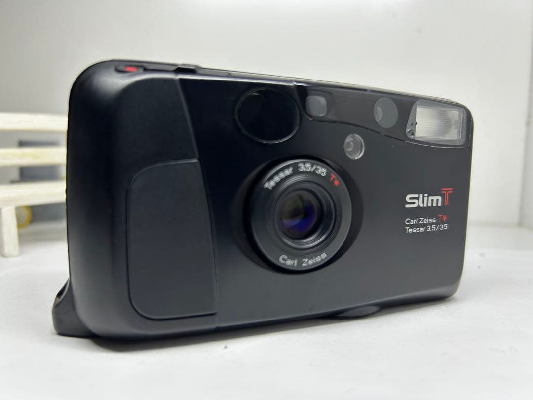 KYOCERA Slim T Carl Zeiss 動作品　コンパクトカメラ